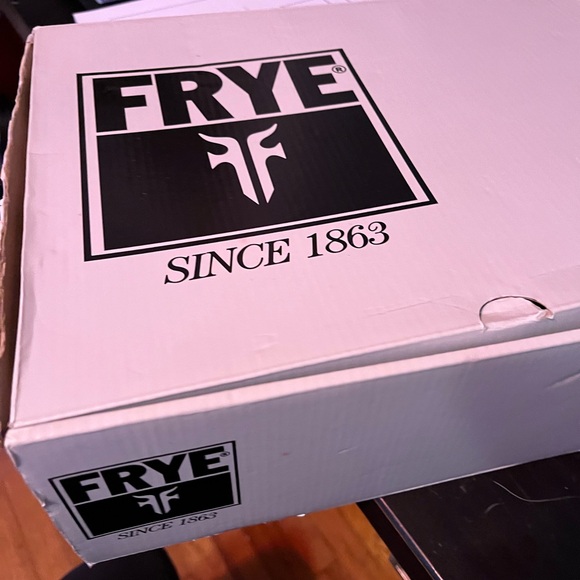 Frye distressed leather ankle boots - Picture 13 of 14